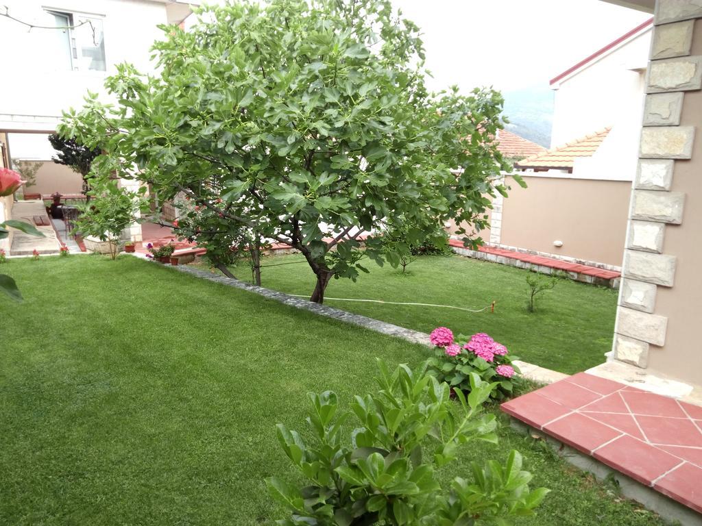 Apartments Leo Trebin Dış mekan fotoğraf