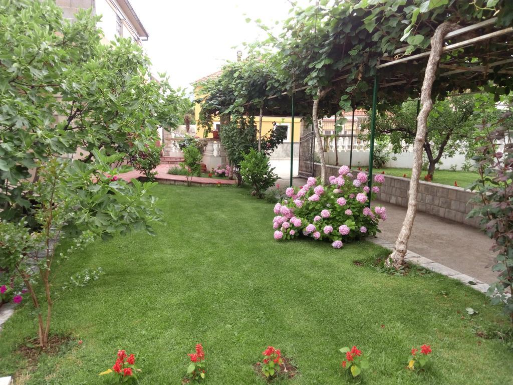 Apartments Leo Trebin Dış mekan fotoğraf